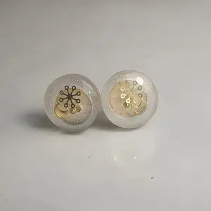 Resin earrings 