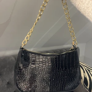 Väskor - Helt nya, ingen defekt eller så. Köp båda för 70!!! 🥰