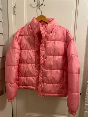 Vinterjacka från monki - Jätte söt!