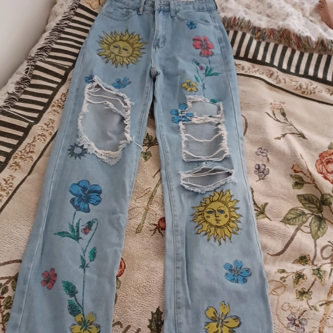 , mönstriga jeans