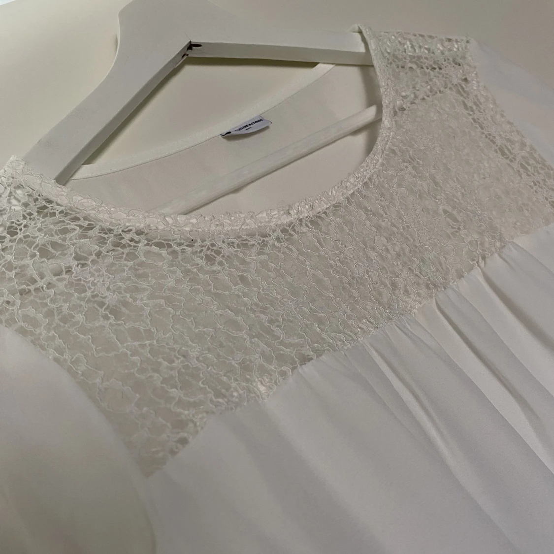 Somrig vit blus - 90