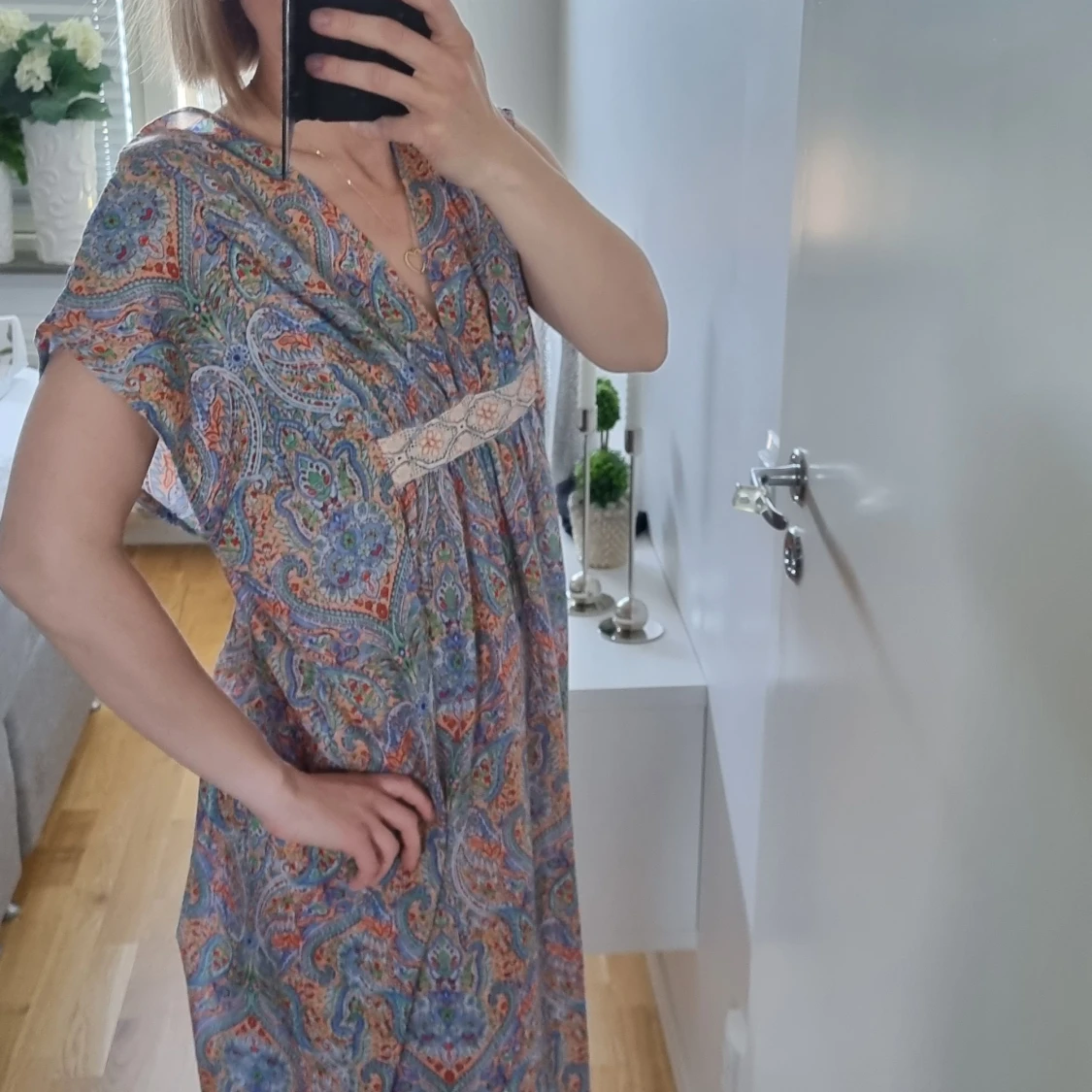 Lång kaftan från flash. Strl S.
