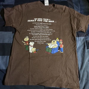 Family guys t-shirt  - En tröja för alla family guys fans. Dm vid frågor