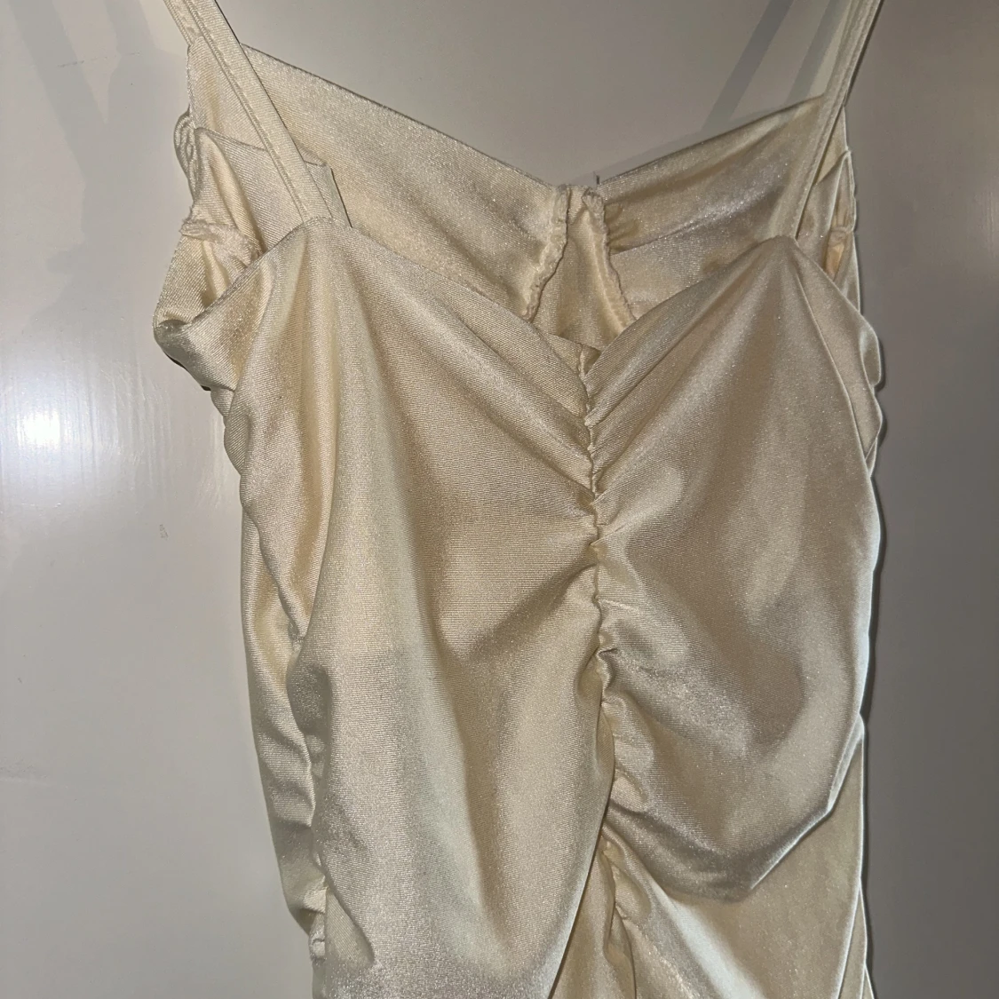 Champagne färgad kläning  - 91