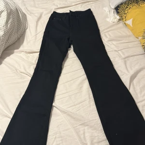 Jeans  - Helt nya
