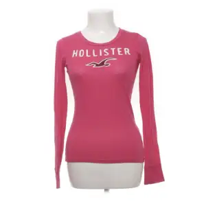 hollister tröja i storlek xs💕bra skick, inga hål eller skavanker 