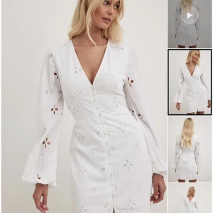 Sommarklänning nakd - Superfin sommarklänning från nakd. Helt slutsåld på hemsidan 💕 nypris 600