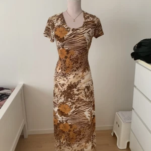 Leopard klänning  - Leopardmönstrad sommarklänning i storlek XS-M. Helt ny💙 för bara 89kr💙