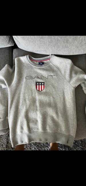 Märkes kläder billigt EA7/GANT - Märkes kläder säljes billigt. 