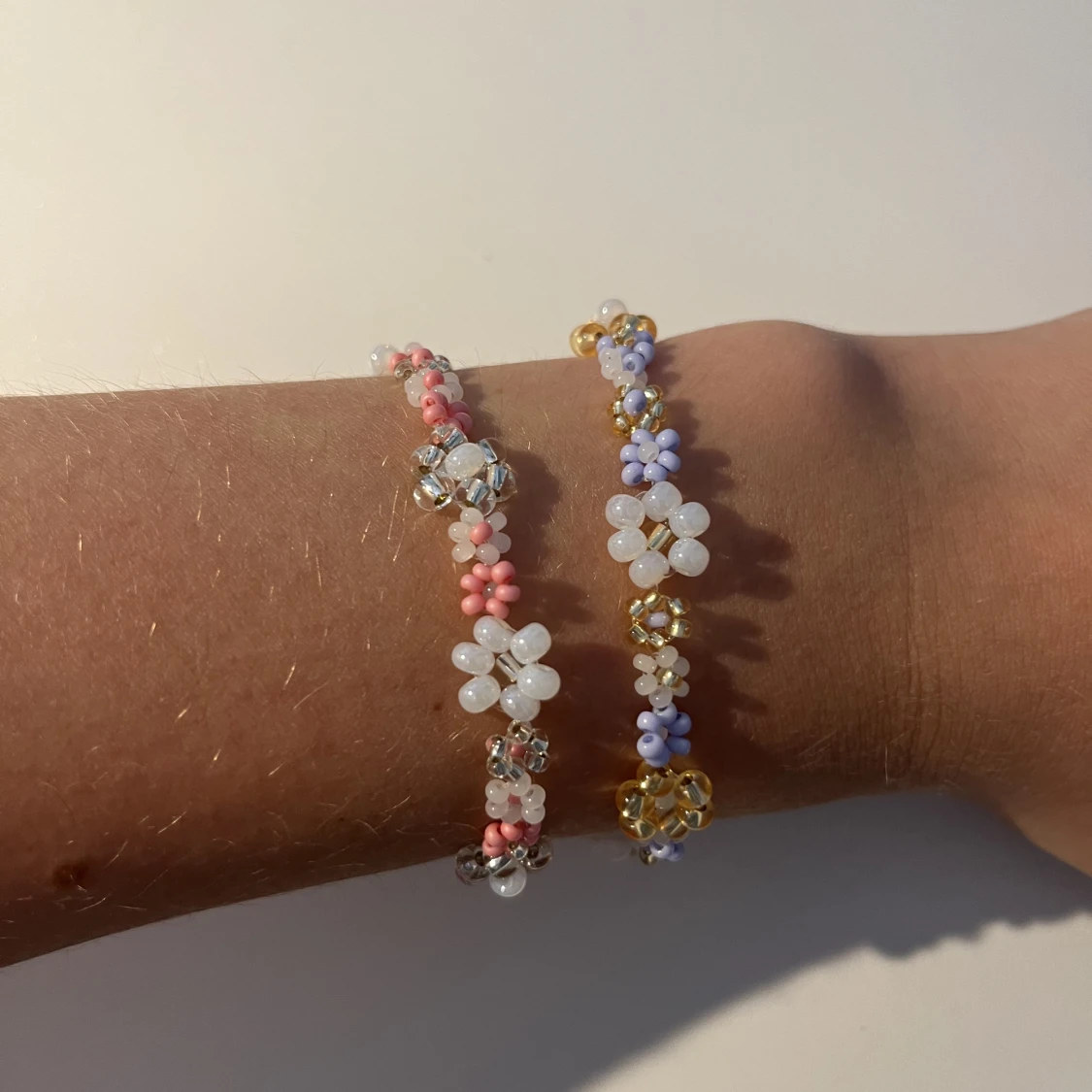 Egengjorda pärlarmband  - 90