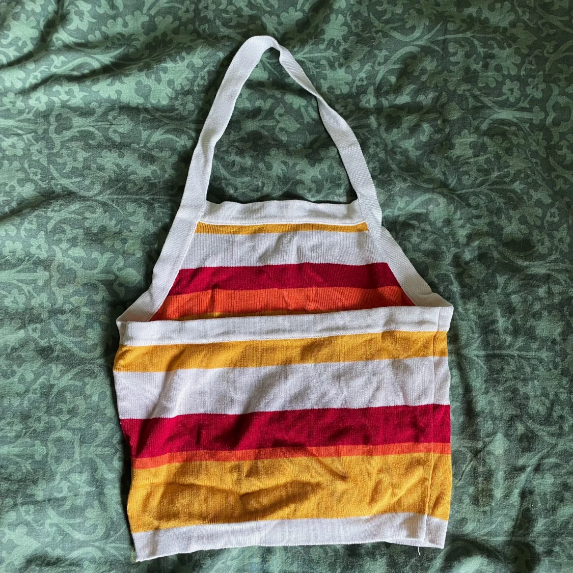 Mönstrad halternecktopp - 90