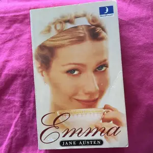 Säljer Emma av Jane austen då jag fick den i present och det är inte min typ av böcker.