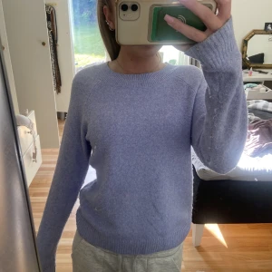 vero moda tröja  - använd 2 gånger🙏🏼