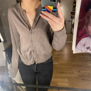 Kofta - Kofta från H&M i storlek M men den passar xs-m 