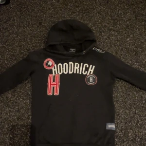Hoodrich - Storlek xs 8/10 skick Ganska ny men är för liten nu