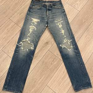 (Nr.2) Vintage Levis 501 jeans!   SKITSNYGGA, hade behållt om de passade mig.💙