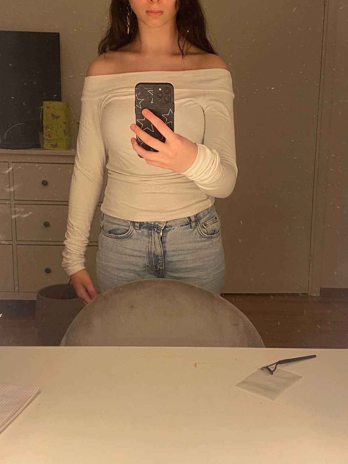 Vit off shoulder tröja