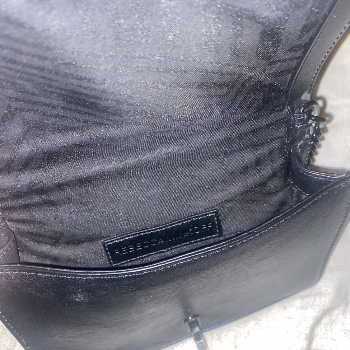 Svart väska letar ny ägare! - 91