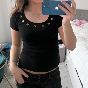 Topp! - Snygg topp perfekt till fest!