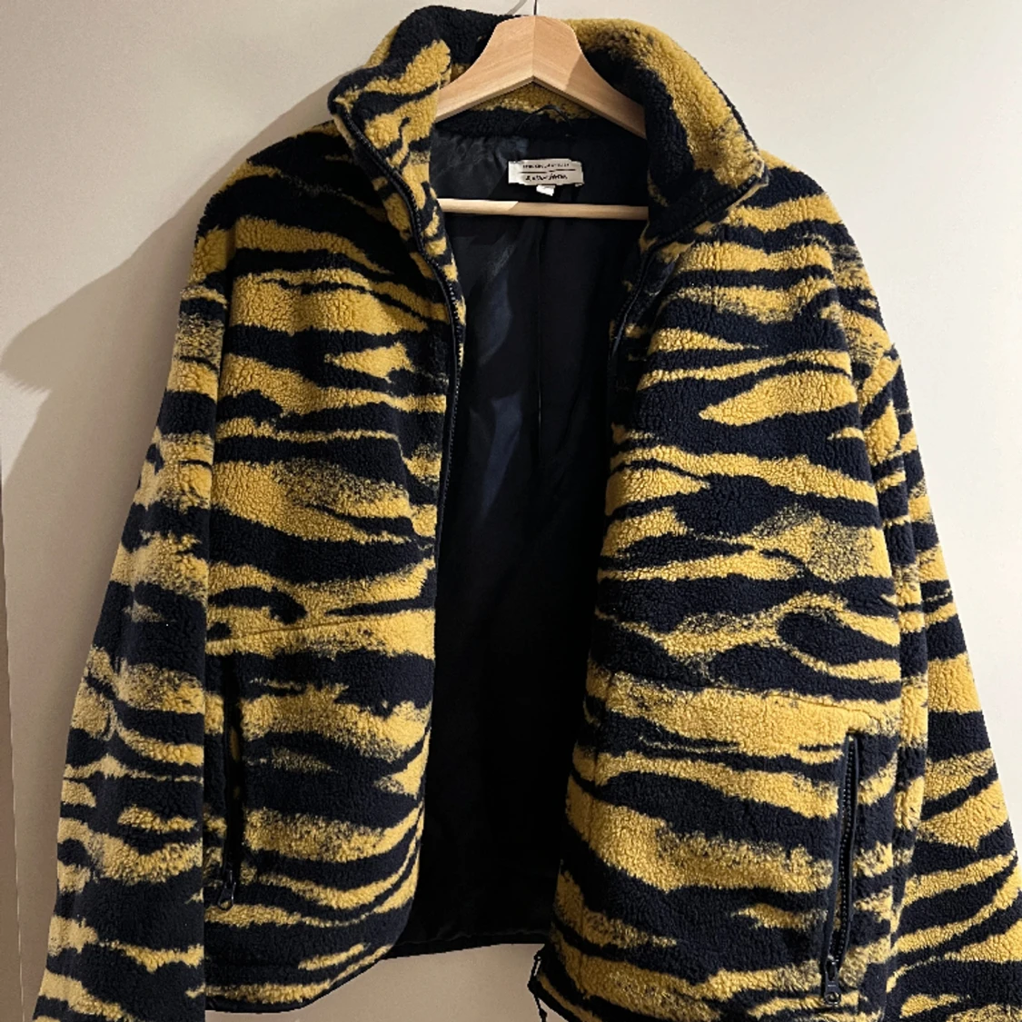 Mönstrad Fleecejacka