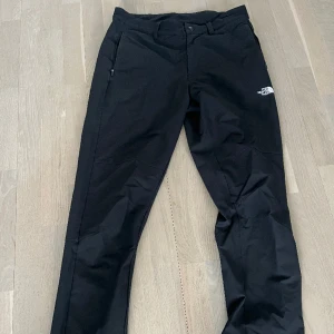 The north face byxor - Bra skick. Storlek 32