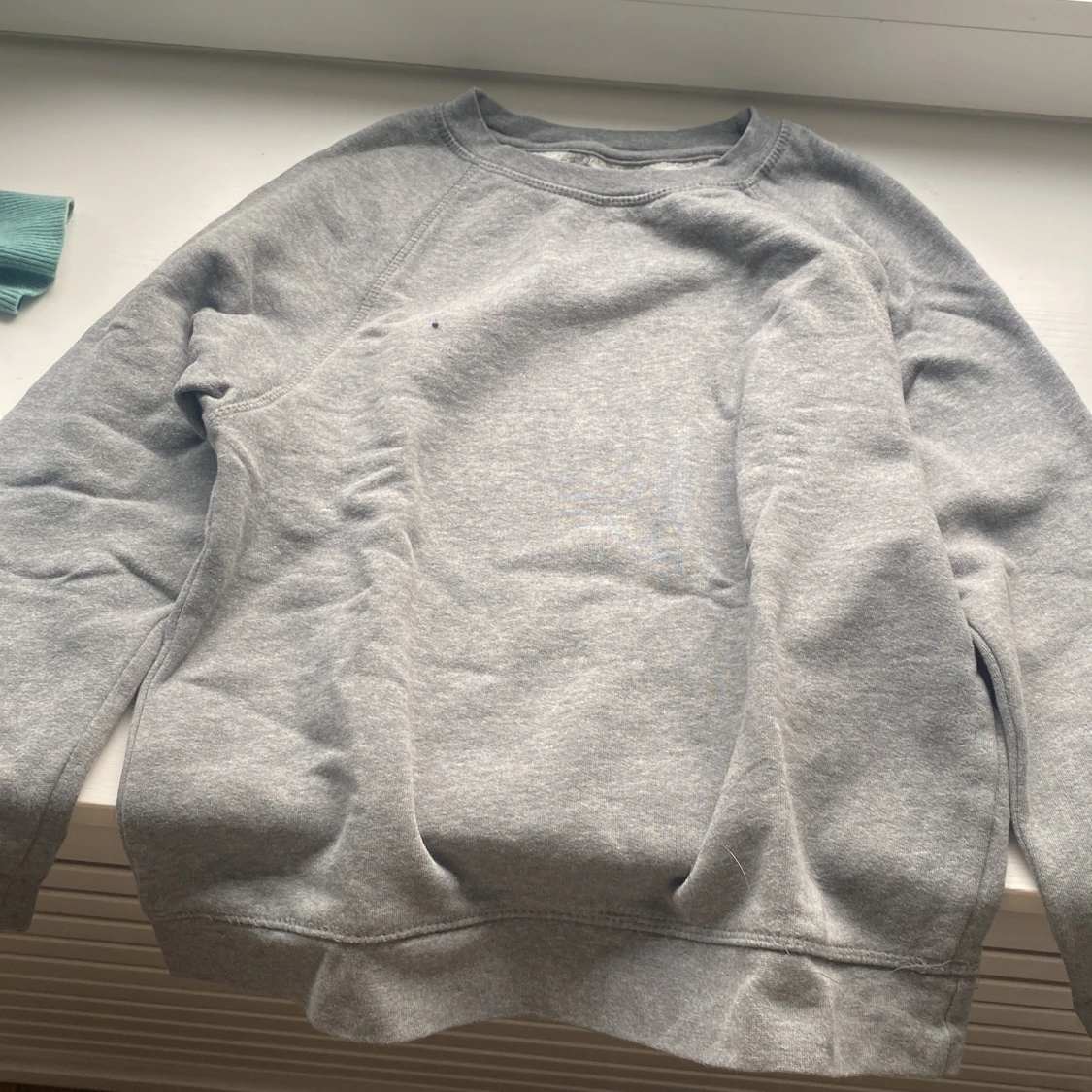 Fin grå tröja 
