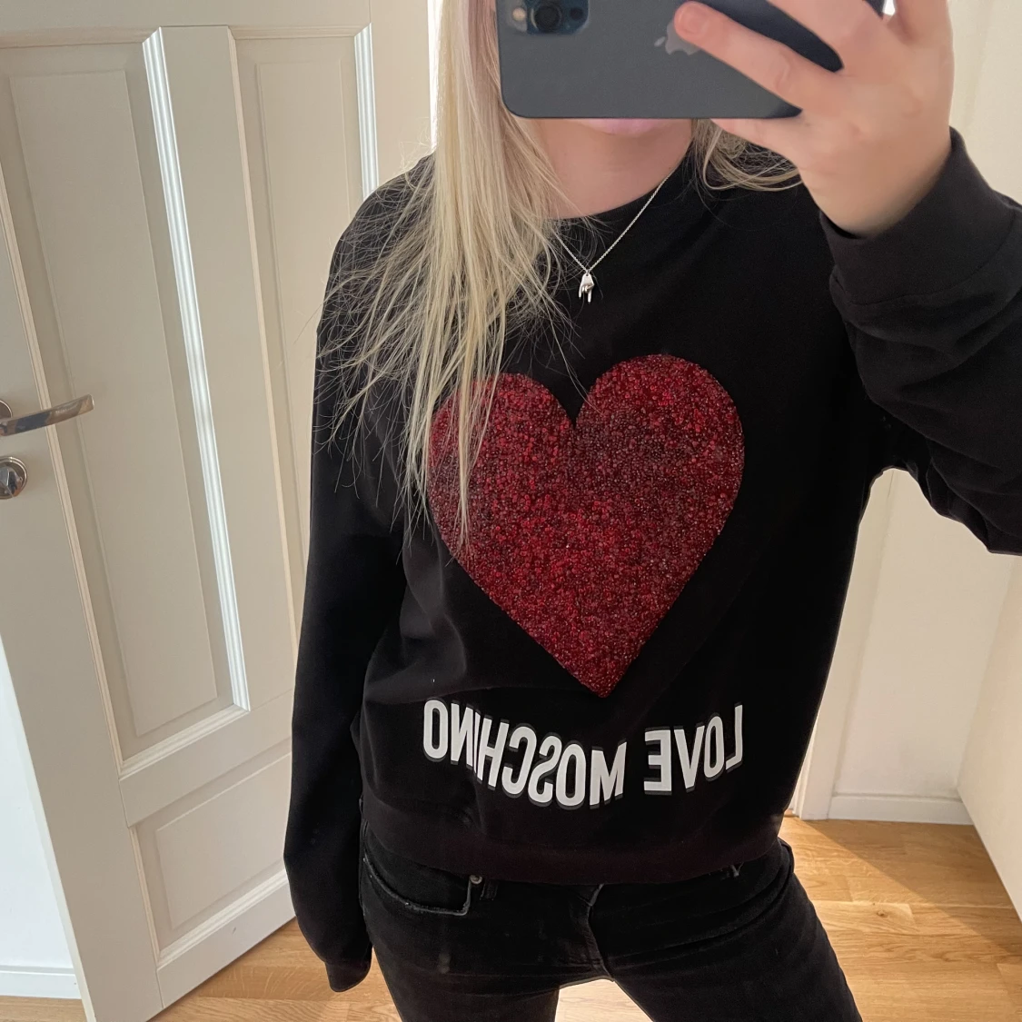 Love Moschino sweatshirt!!!