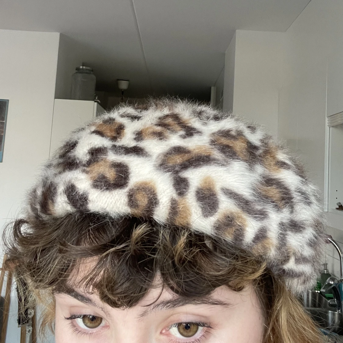 Basker med leopardmönster - 90