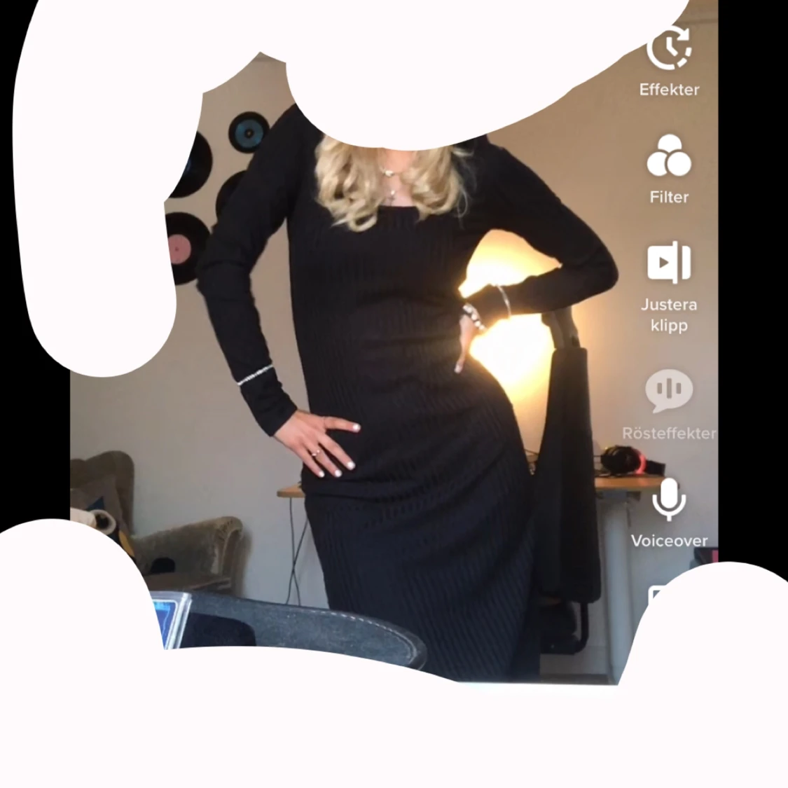 Svart ribbad långklänning  - 90