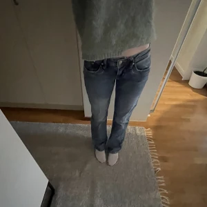 Ltb jeans  - Funderat på att sälja dessa supersnygga Ltb jeans då de inte passar som jag vill. Knappt använda alls! Nypris runt 900kr💞skriv för fler frågor eller bilder! 