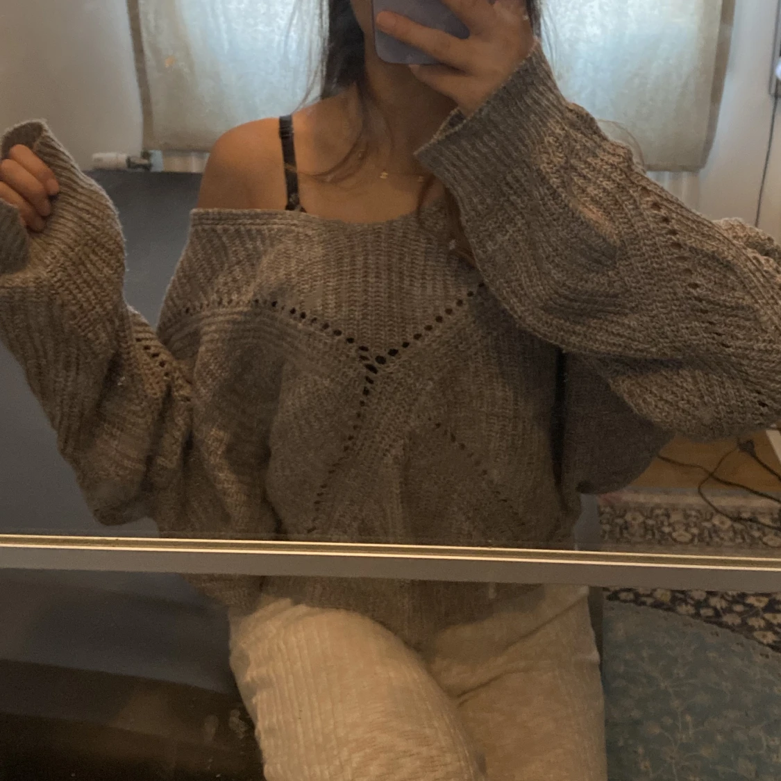 Grå stickad tröja - 91