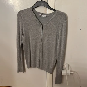 Kofta zara  - Super fin kofta från zara med prislapp kvar 