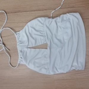 Tröja  - En fin tröja som inte kommer till användning ❤️