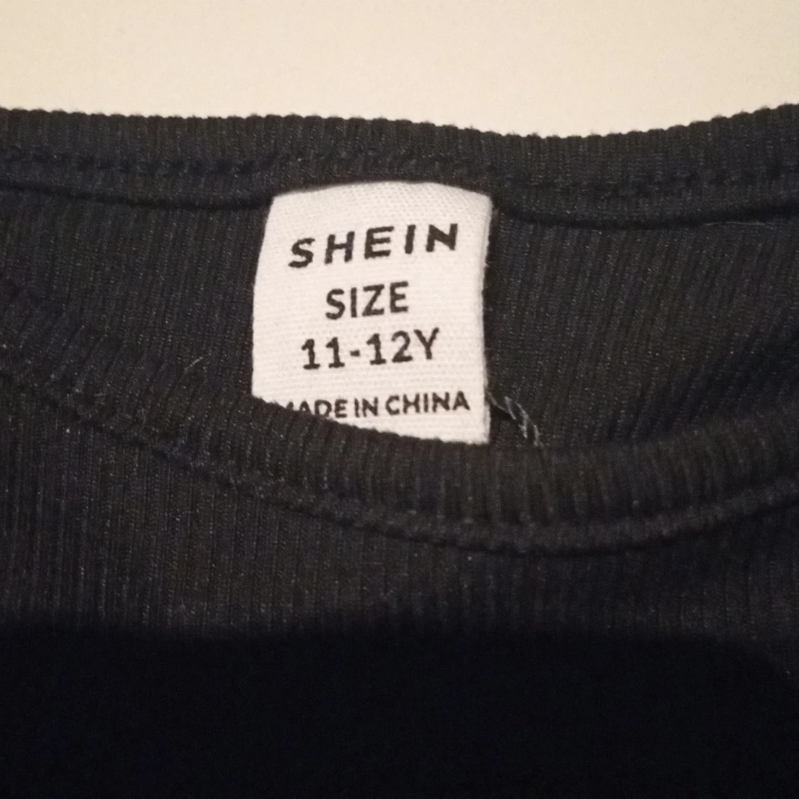 Svart kort tshirt  - 90