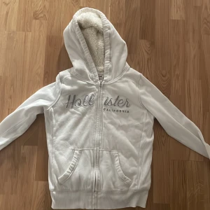 Hoodie  - Jätte söt hoodie med päls i luvan