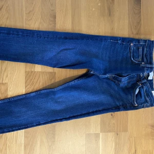 ZARA- skinny jeans - Skinny jeans från zara. Oanvända med prislapp kvar