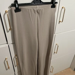 Byxa - Byxa med stretch 