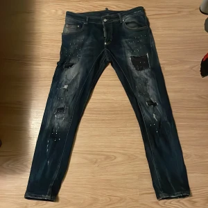 Dsquared2 jeans  - Helt nya Dsquared2 jeans storlek 52.