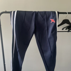 Arigato byxor - Ett par feta arigato byxor som itbe kommer till användning. Skicka för frågor 