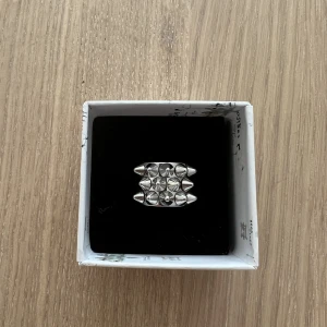 Edblad Peak Ring Steal 16.0 mm - Knappt använd, endast ett fåtal gånger.  Storlek: 16,0 mm (XS)