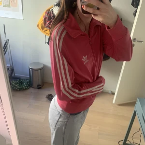 Rosa adidas tröja  - Rosa adidas tröja!