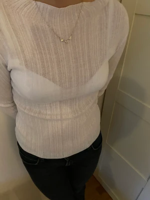 Topp  - Super söt tröja 