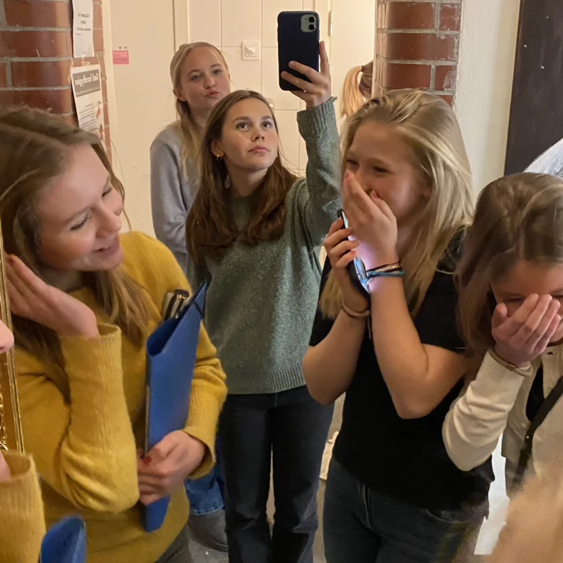 Grön stickad tröja