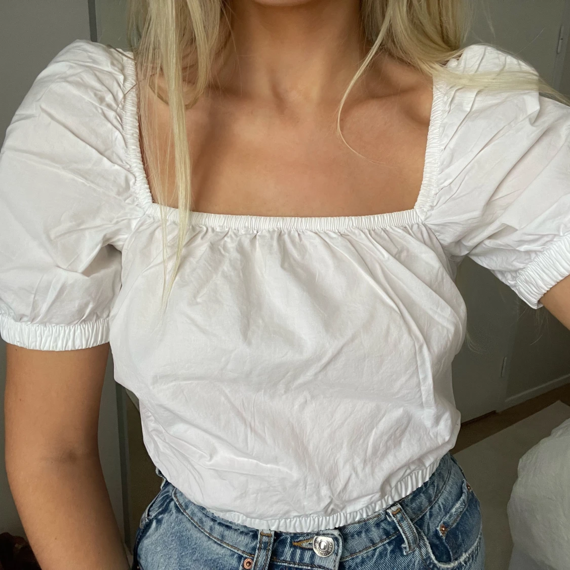 Vit topp med puffärm H&M