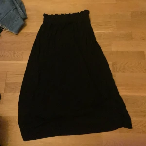 Fin lång svart kjol - Fin lång kjol 