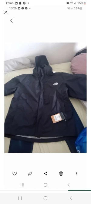 North face  vind jacka  - Helt ny med lapparna kvar 
