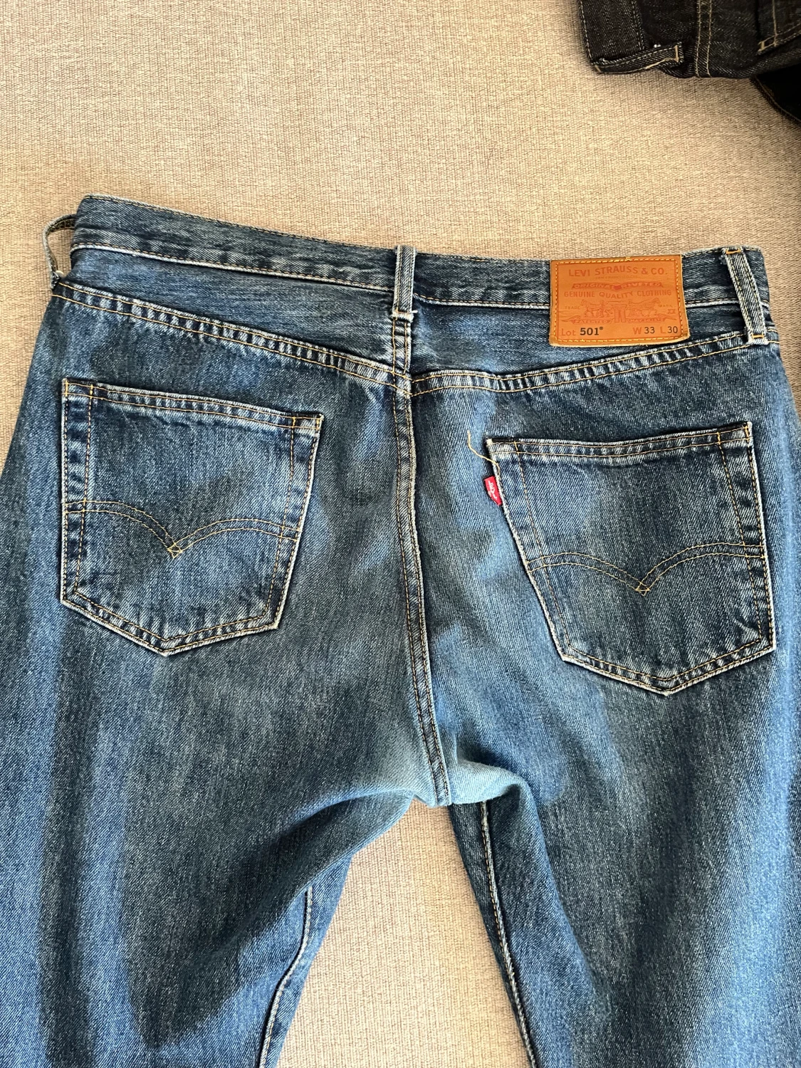 Levis Jeans - 90