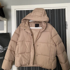 Vinterjacka - Använd 1-2 gånger