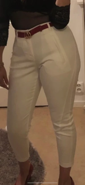 Kostymbyxor  - Storlek 30