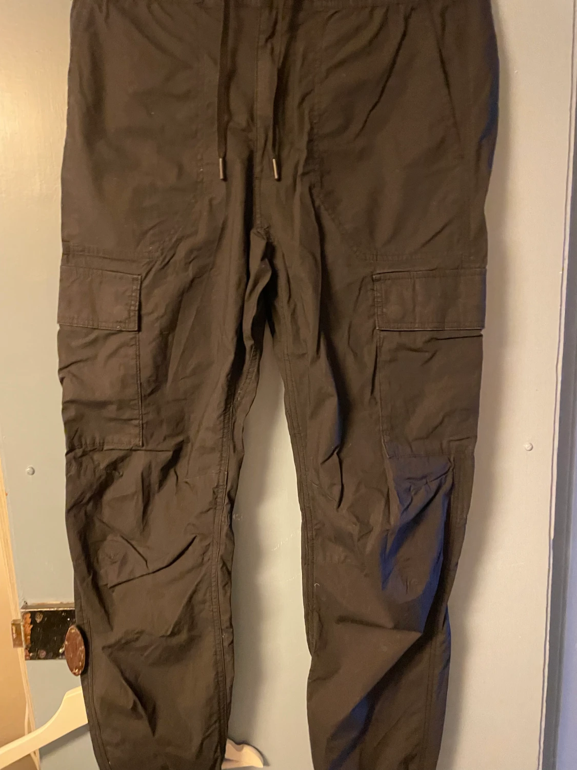 Cargo pants svarta